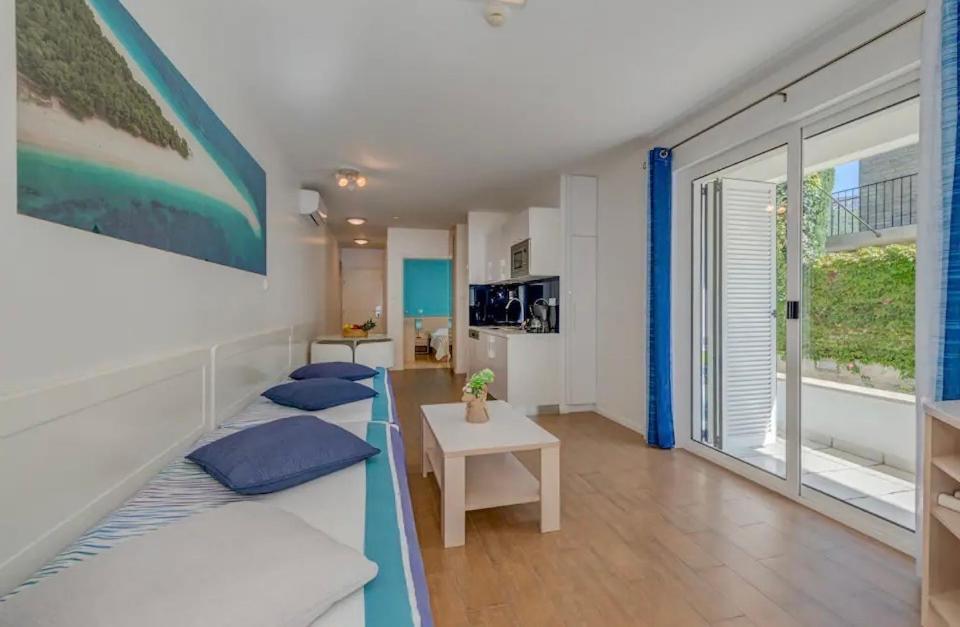 Apartment Promenade Zlatni Rat 波尔 外观 照片